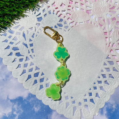 Lucky Clover Linked Keychain