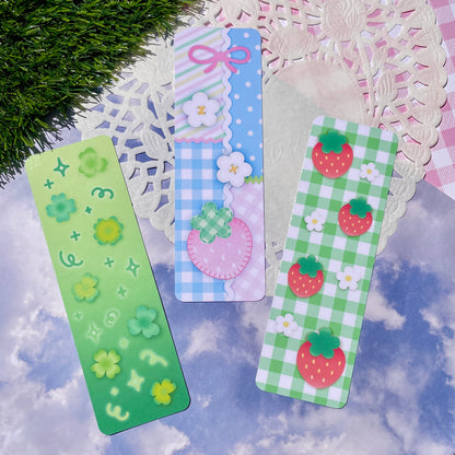 Lucky Clover Bookmark