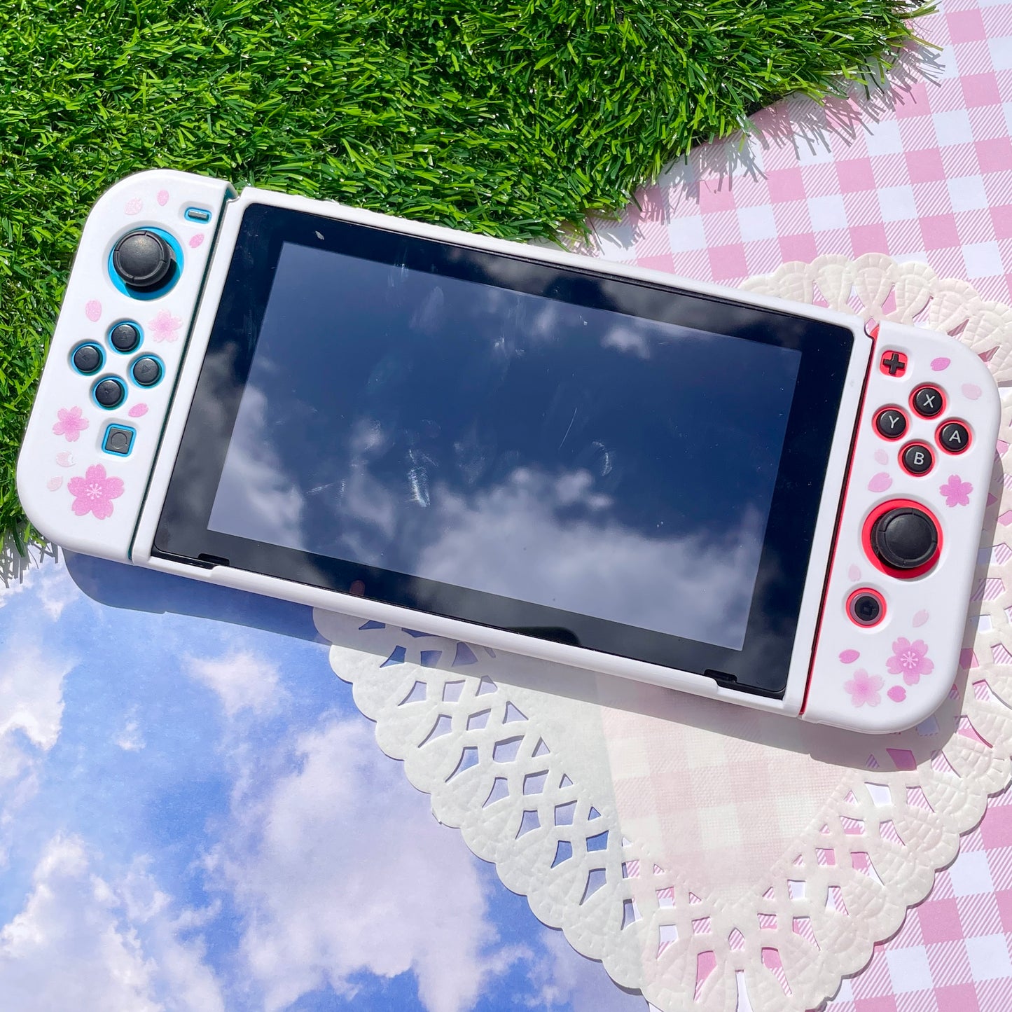 Sakura White Nintendo Switch Case