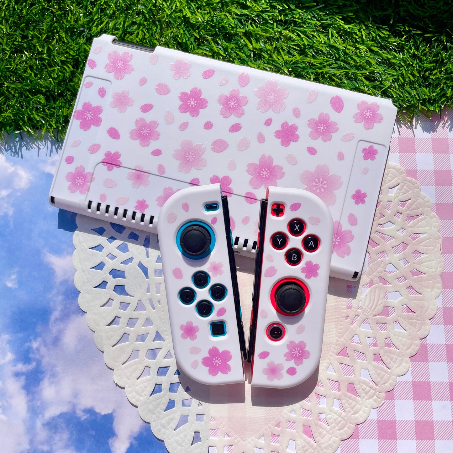 Sakura White Nintendo Switch OLED Case