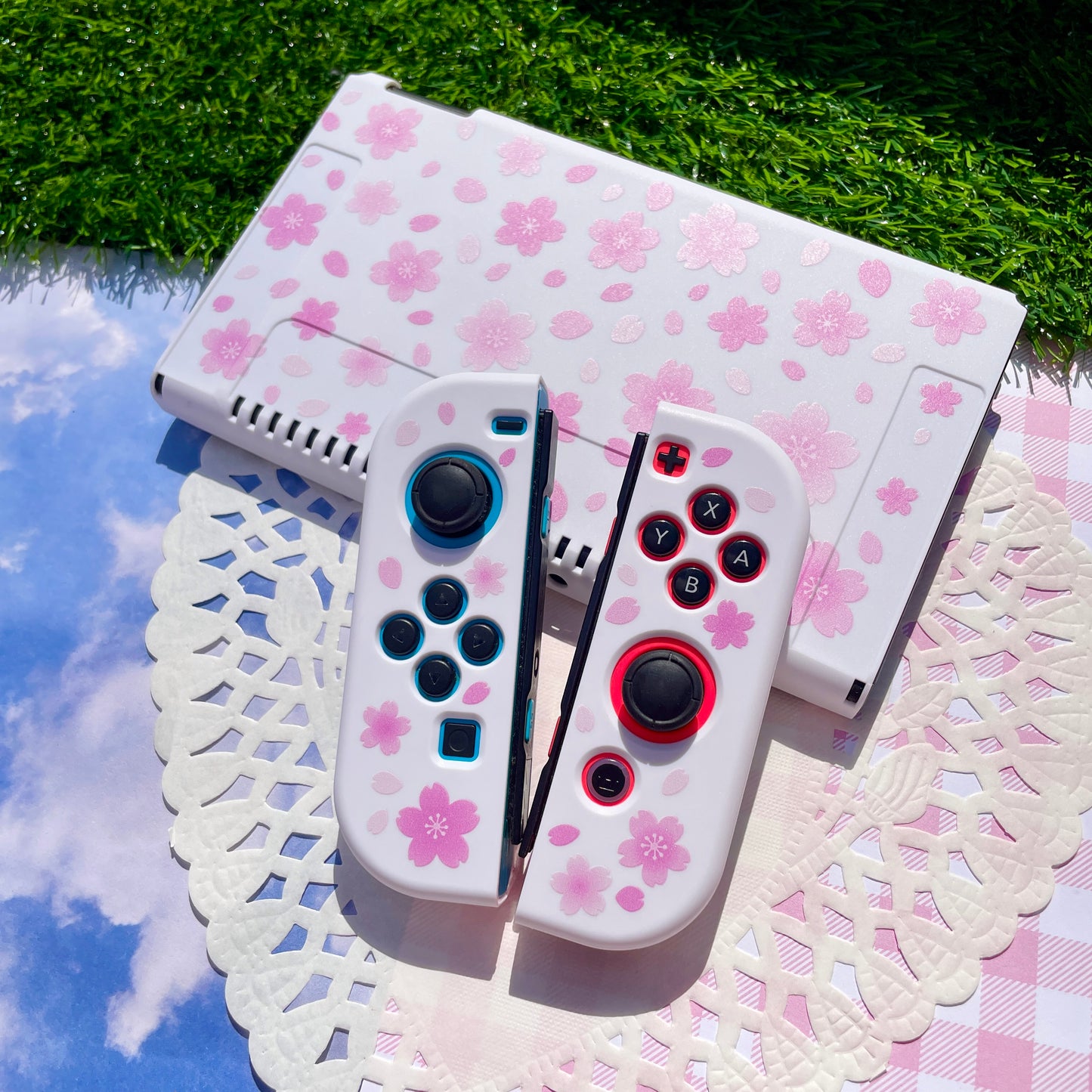 Sakura White Nintendo Switch OLED Case