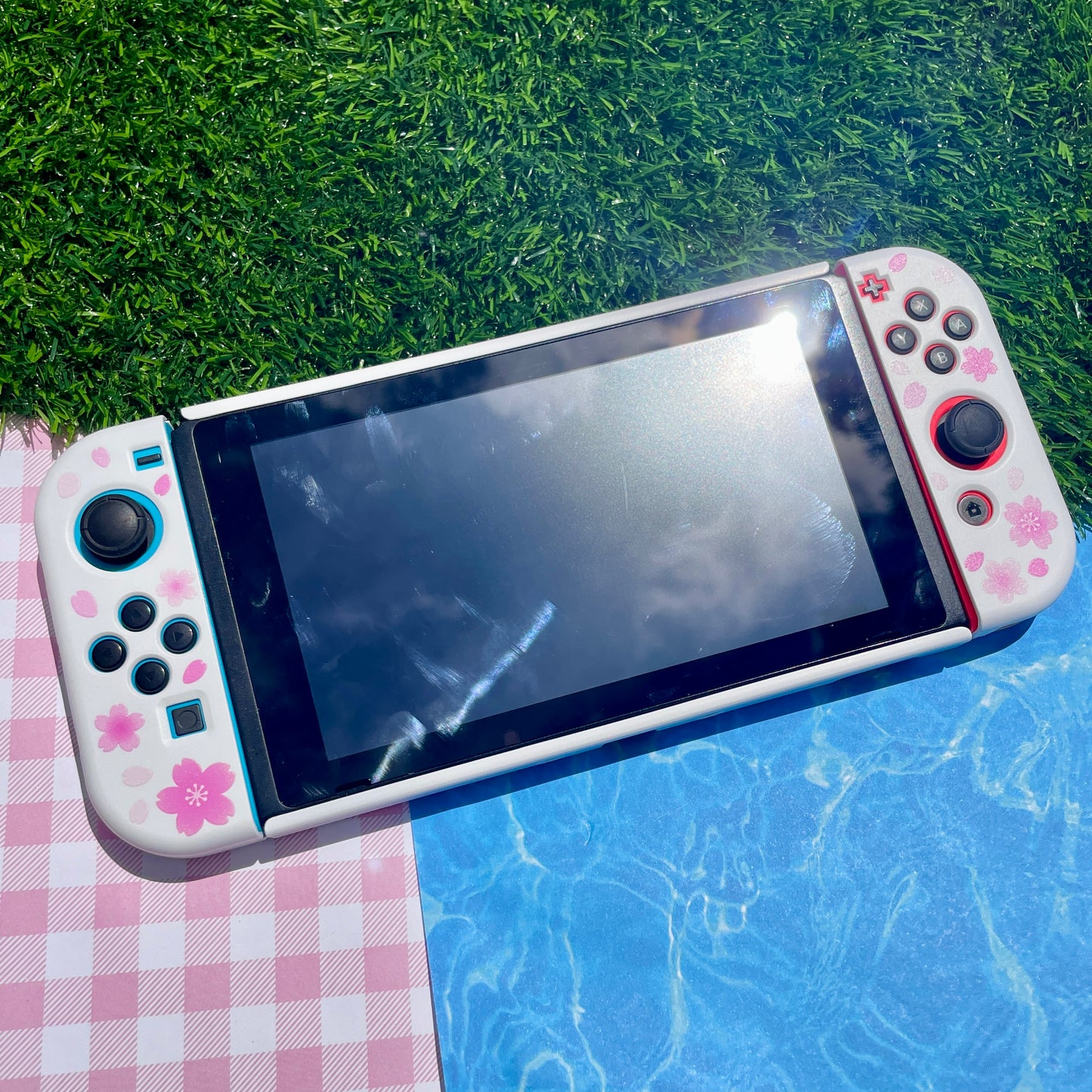 Sakura White Hard Nintendo Switch Case