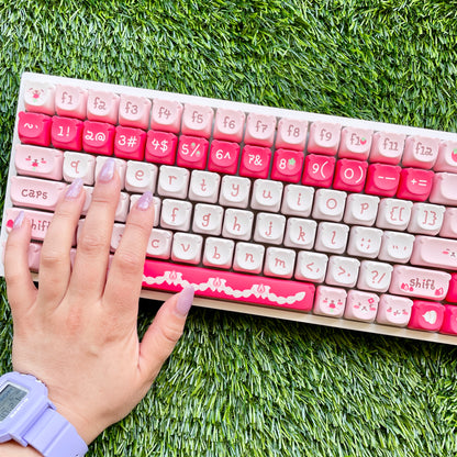Strawbearies & Cream Keycap Set